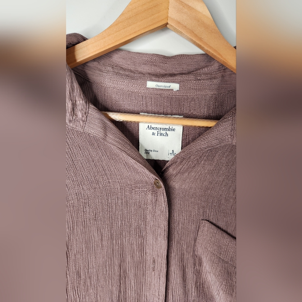 Abercrombie And Fitch Oversized Button Up Size Sm… - image 2
